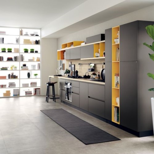 Adaptability in linear kitchens