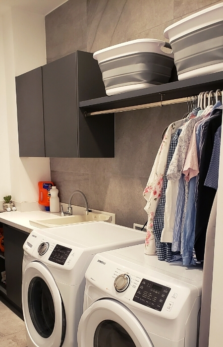 Small and functional laundry room