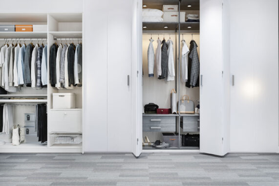 Closets Blancos: Consejos para Transformar tu espacio